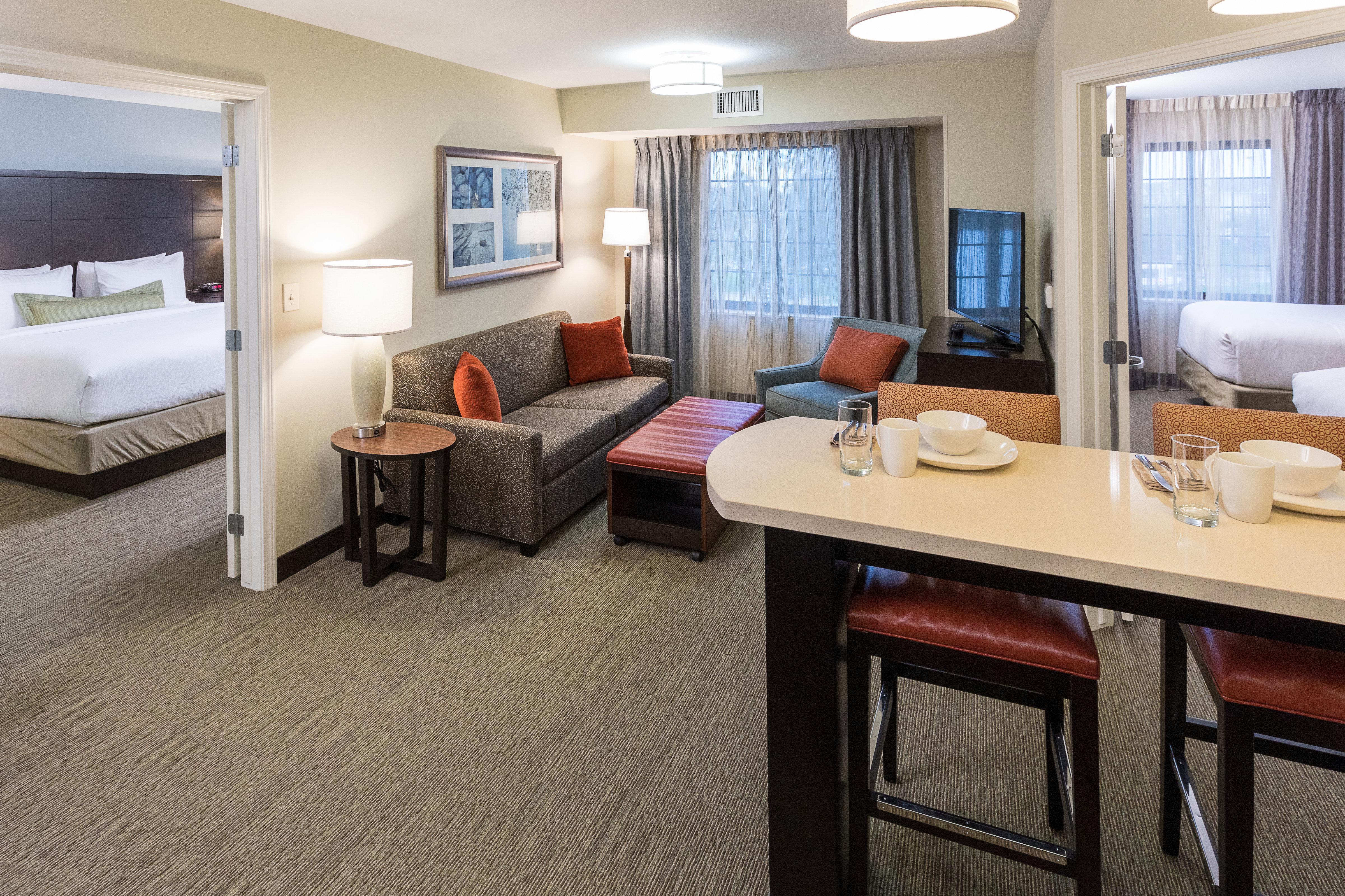 Staybridge Suites Omaha West By Ihg Εξωτερικό φωτογραφία